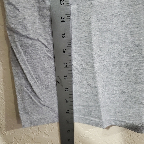 NWOT Gray Short Sleeve Playstation Graphic T- Shirt Size Small - Picture 7 of 8